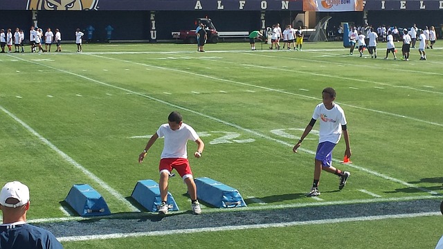 卡拉格怒喷萨拉赫8分钟，麦迪逊震惊脸：我现场看他开炮